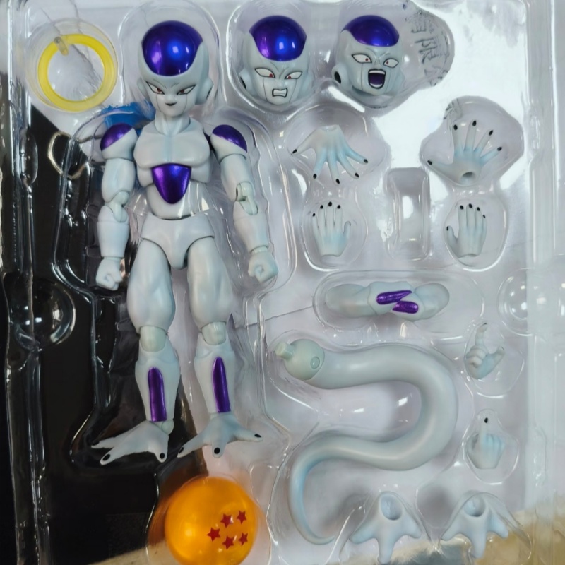 Bandai S.H.Figuarts SHF Dragon - Model Kit Frieza 评论和价格