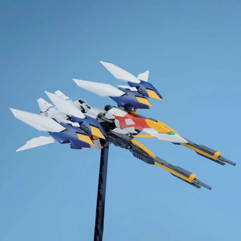 Bandai Gundam Model Kit MG 1/1 - Model Kit Wing Zero 评论和价格