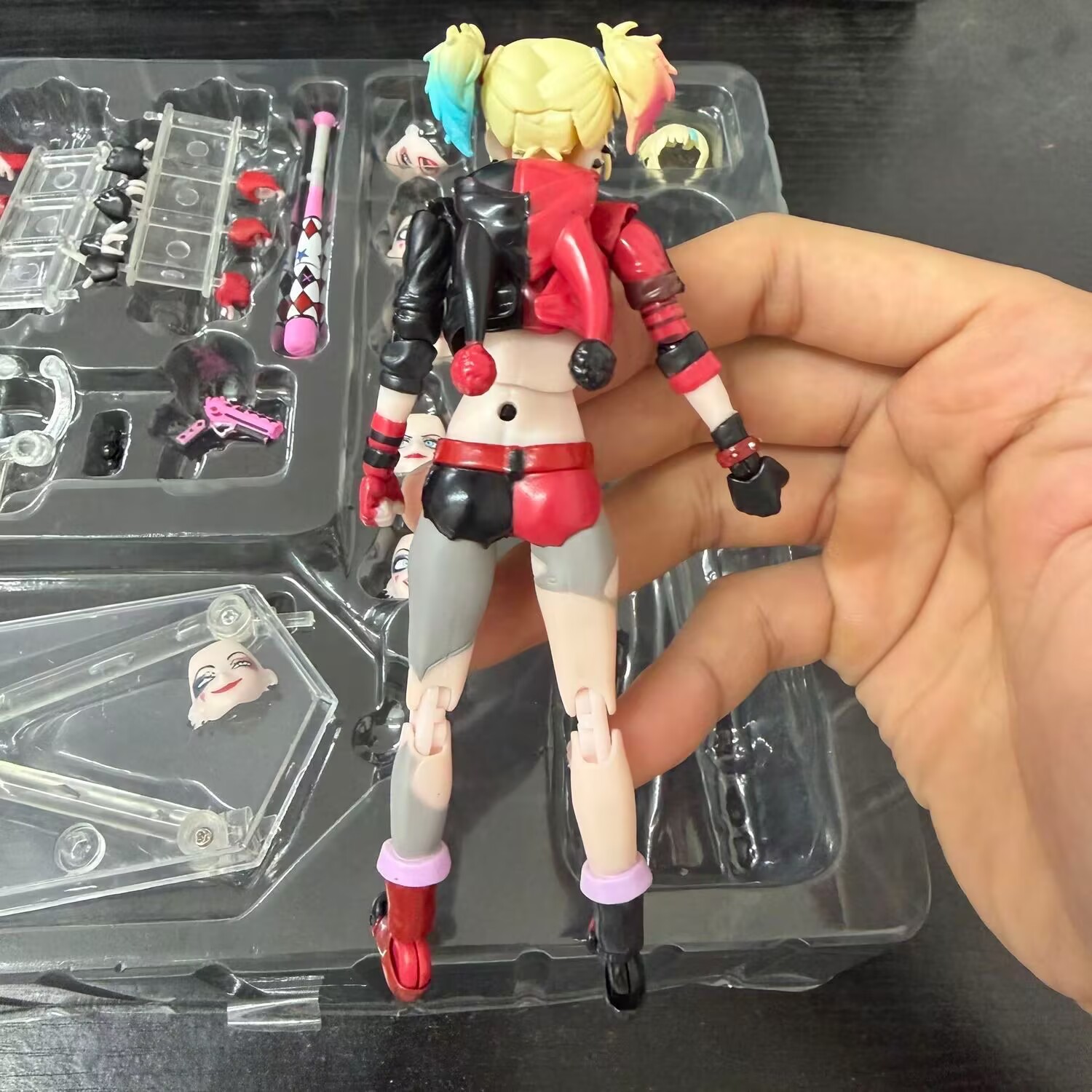 In Stock Revoltech Harley Quin - Model Kit Harley Quinn 评论和价格
