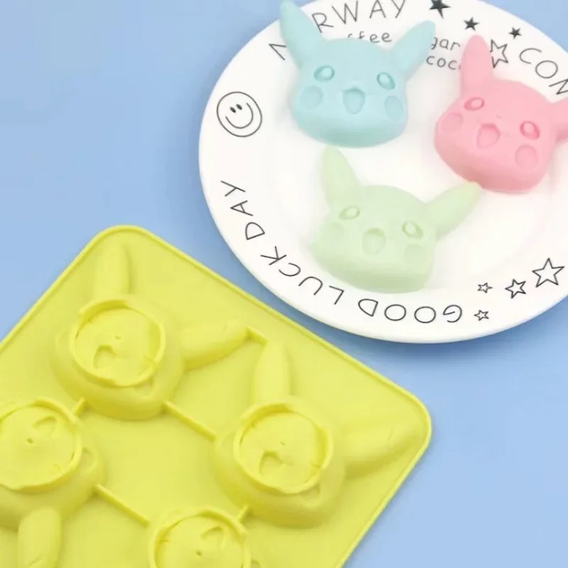New Pikachu Silicone Chocolate - Model Kitchen Set 评论和价格